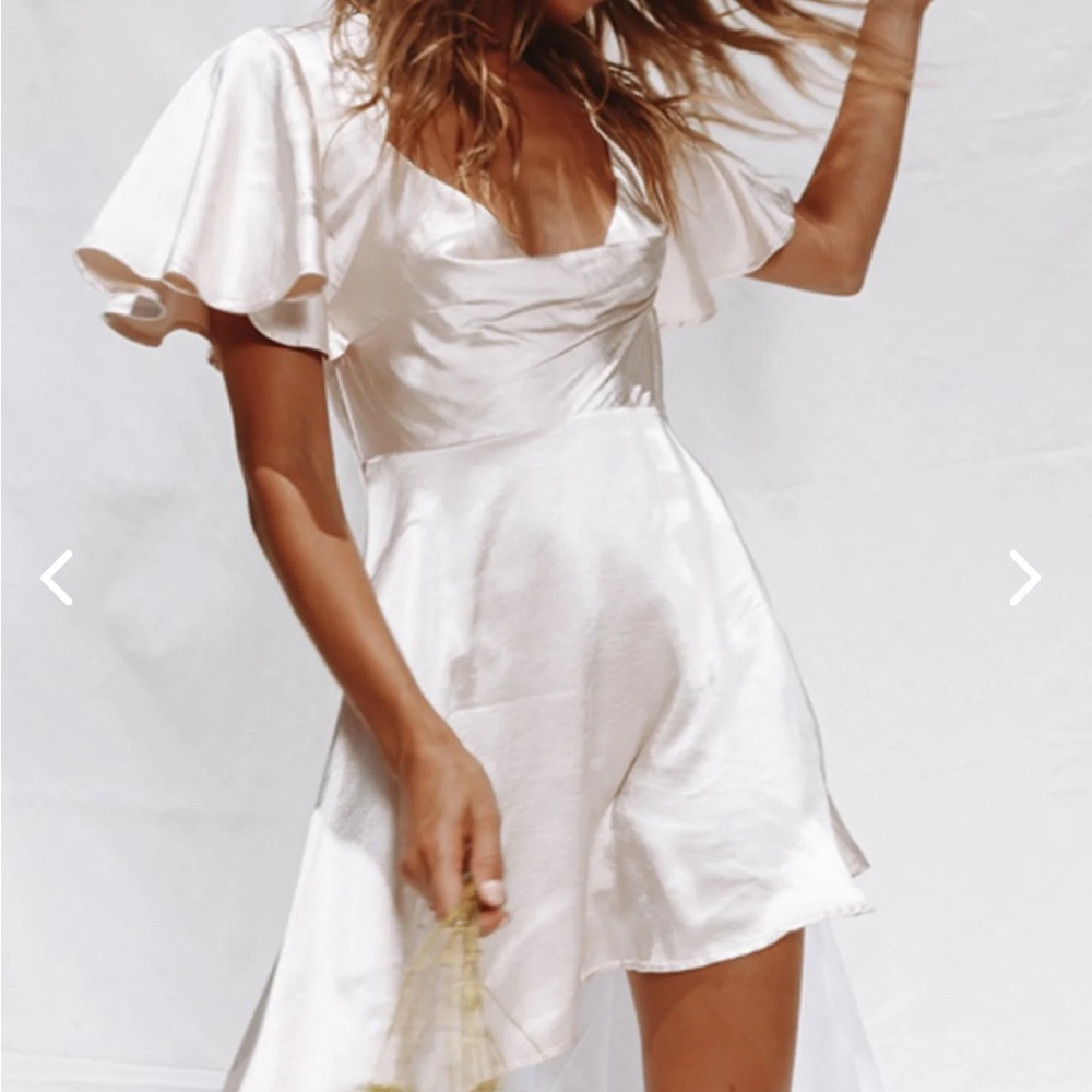 Selfie Leslie Champagne Flutter Sleeve Dress